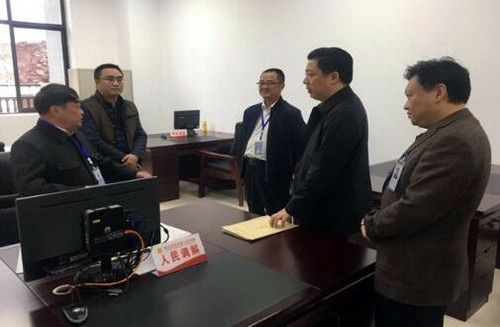 劉洪亮常委到內江東興區法院督導訴訟服務中心實質化運行及主題教育工作_副本.jpg