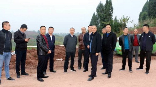 內江市政府副市長曾云忠專題調研市級交通重點項目.jpg