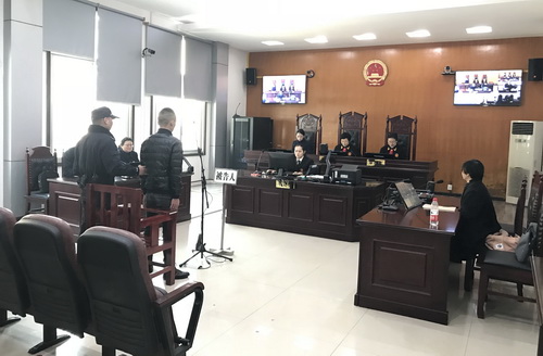 桂某某犯組織賣淫罪宣判現場.JPG