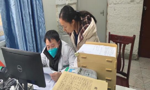 加強醫防合作 資中縣疾控中心確保完成2019年結核病各項指標.jpg