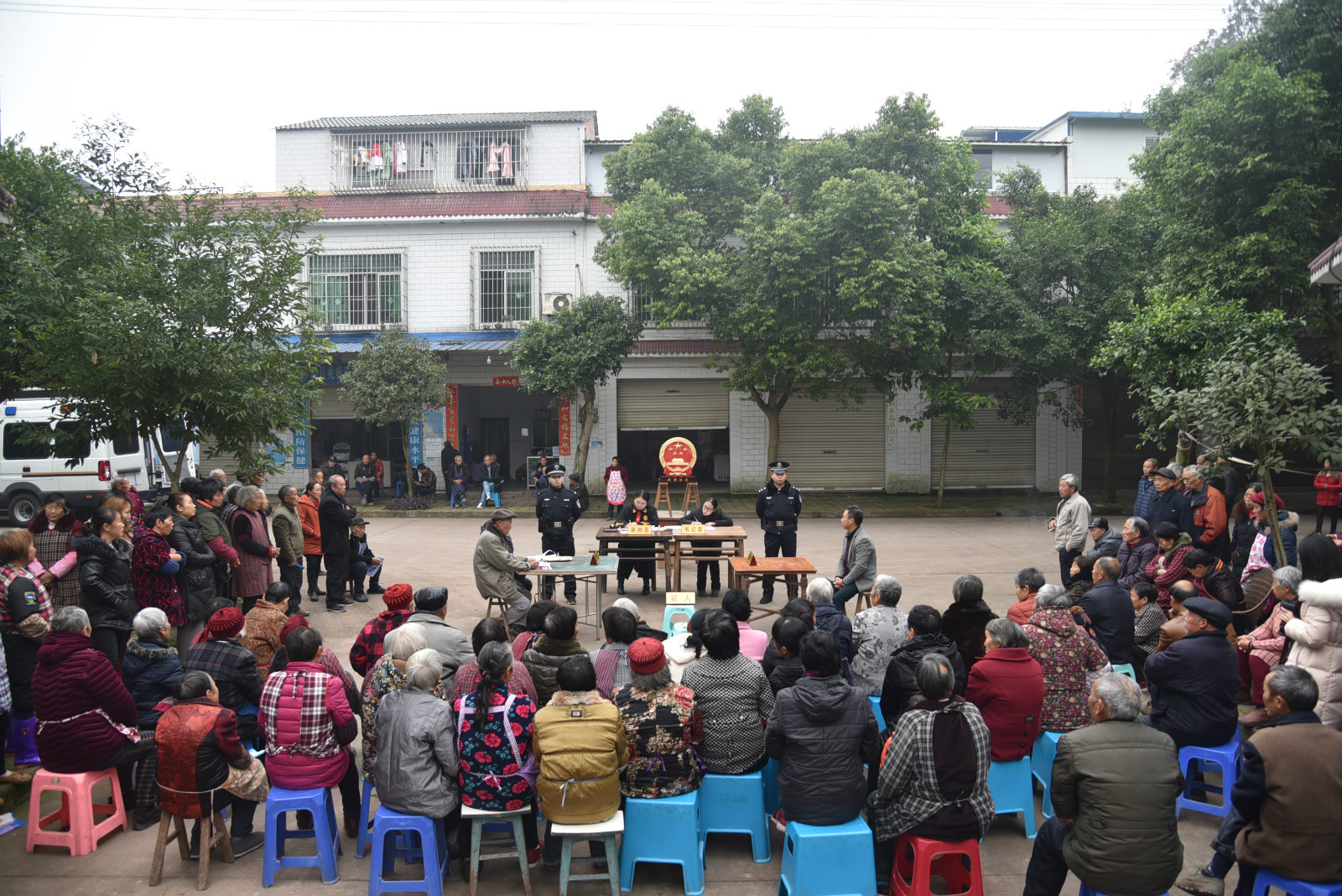 巡回審理，百人旁聽.JPG