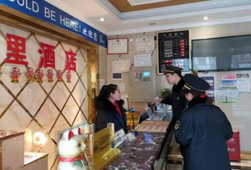 開展公共衛生專項監督檢查 助力國家半程馬拉松比賽.jpg