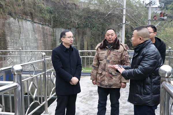 劉院長到龍會鎮督導環保及脫貧攻堅工作2.JPG