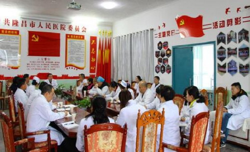 隆昌市一醫(yī)院全員動員 筑牢防線.jpg