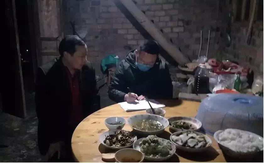 基層農(nóng)村疫情防控絲毫不能松懈.jpg
