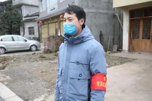 上里鎮志愿者 余強.jpg