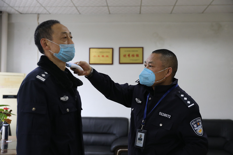 戰(zhàn)疫“嘉”人 | 脫下戎裝，不褪軍人本色！