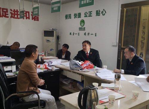 賴法官下村核實情況.png