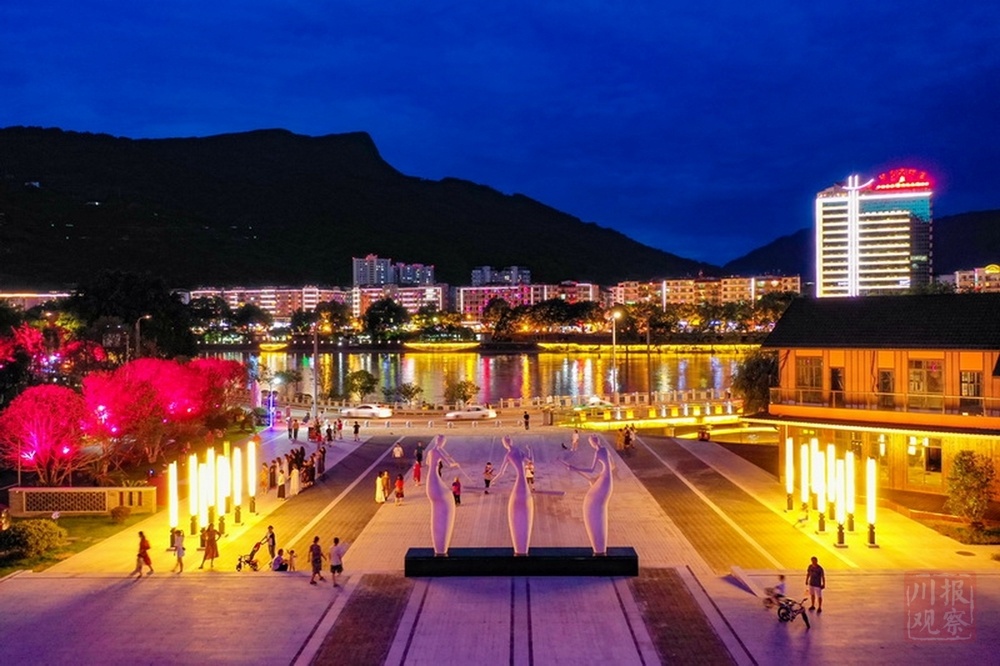 三雅園夜景.jpg