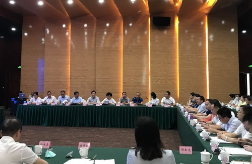 簽約現場圖一.jpg