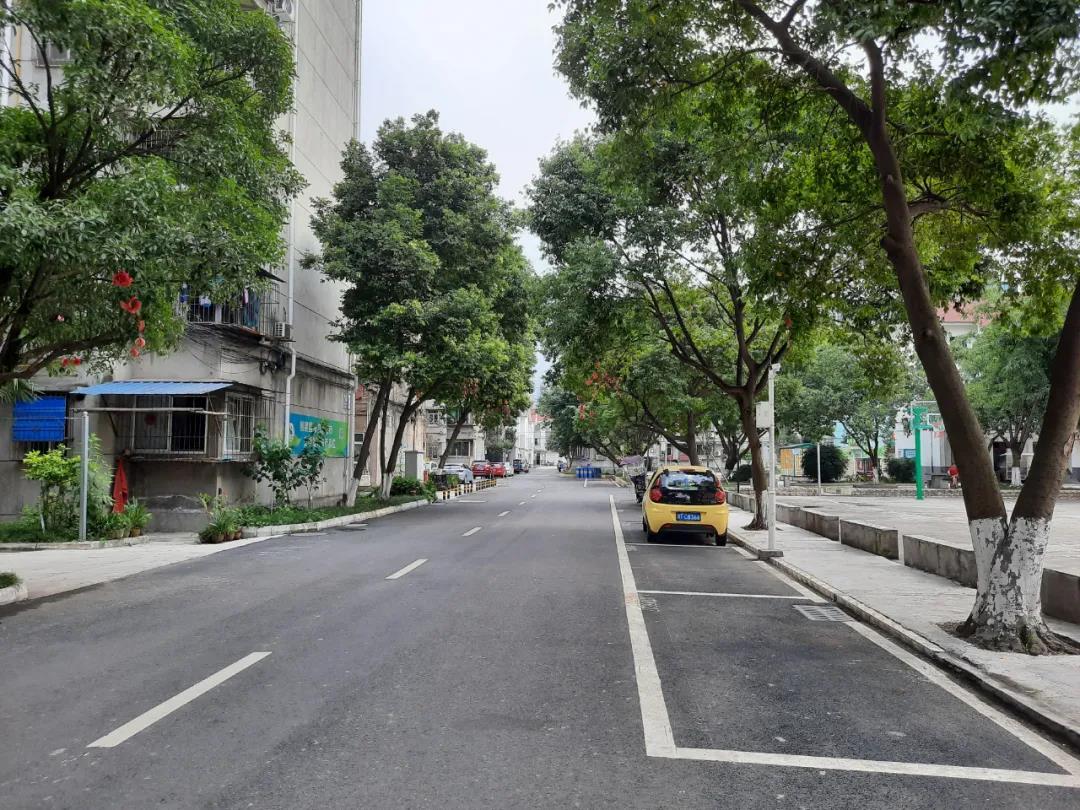 道路寬敞干凈_wps圖片.jpg