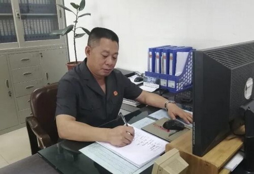 何興其.jpg