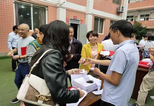 勝利學校.jpg