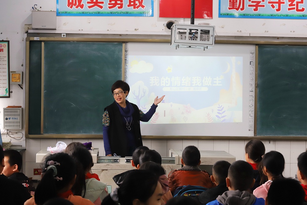 3武陽小學c21b2c82da88b55ad3269de79a38e7e.jpg