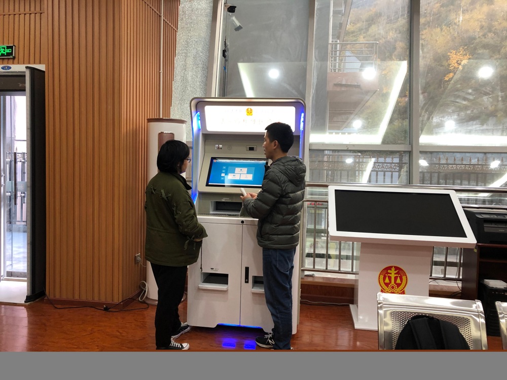 智慧綜柜1.jpg