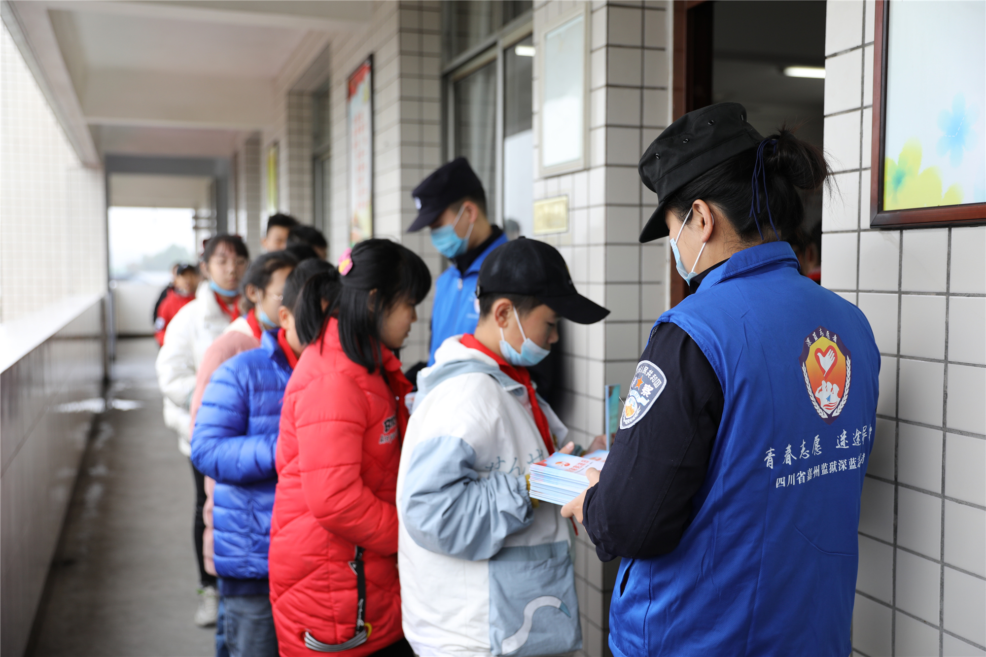 送法進校園 (1).JPG