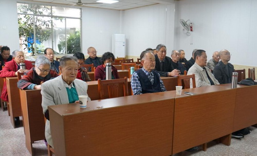 退休干部學習.jpg
