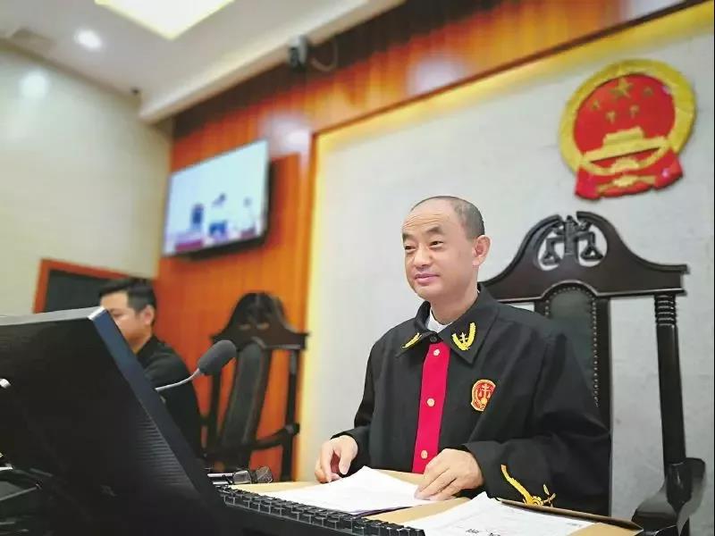 張  曦.jpg