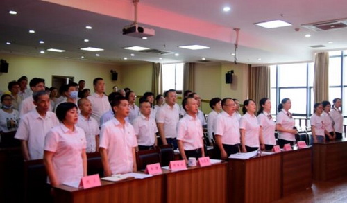 共唱義勇軍進行曲.jpg