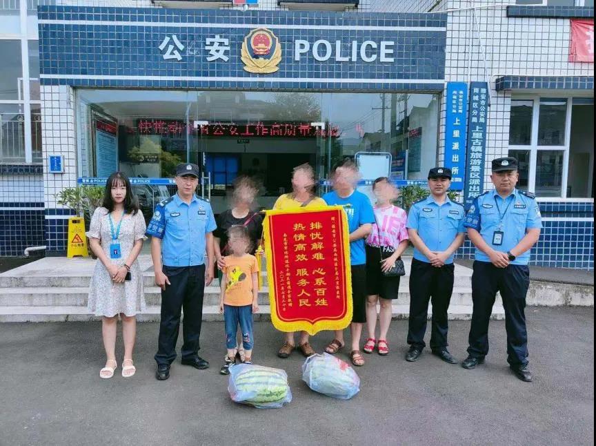 現(xiàn)場圖片.jpg