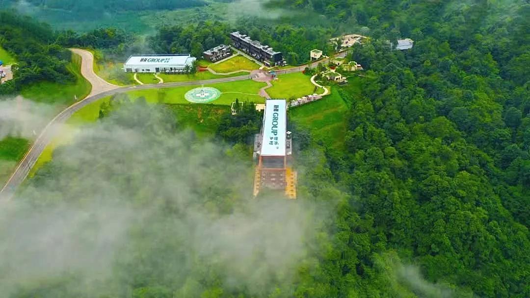 世外鄉村·海子山康養項目.jpg