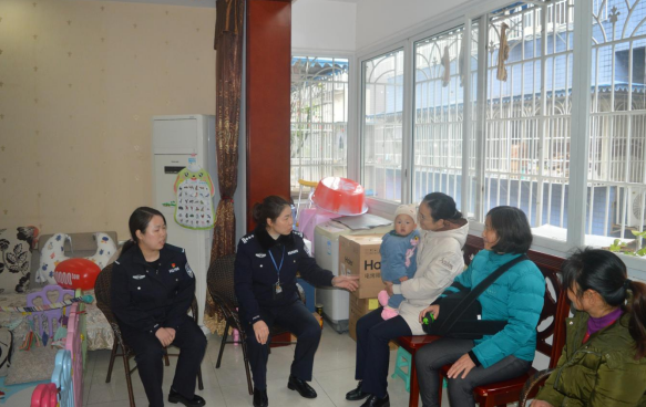 眉山市拘留所：走訪慰問暖警心，濃濃關(guān)愛振士氣