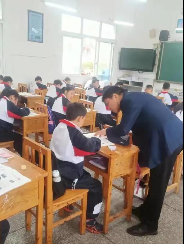 送教下鄉(xiāng)2.jpg