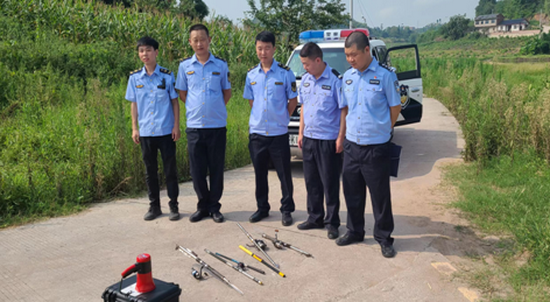 威遠森警.png