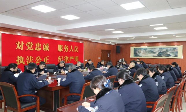 宜賓監獄各黨支部召開組織生活會