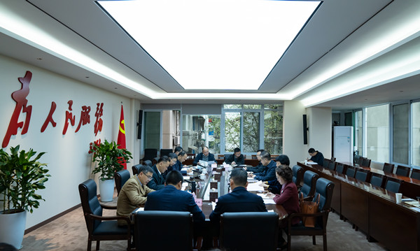 座談.jpg