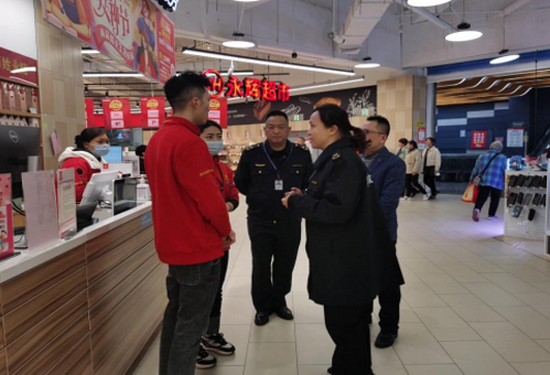 隆昌市場3.png