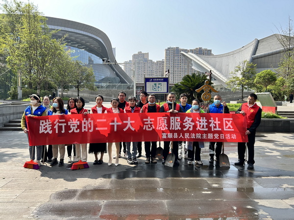 3.30創文現場撿垃圾.jpg