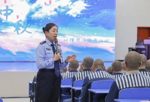 思親心聲寄明月，照亮新生每一步