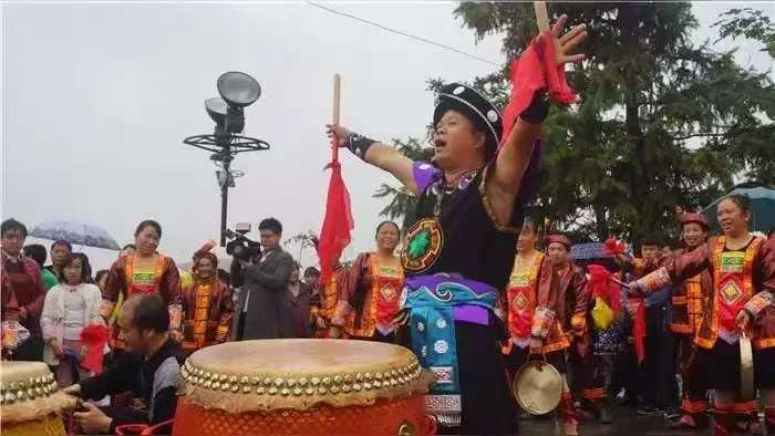 趕坳.jpg